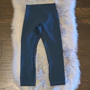 Nwot! Lululemon align 21" hi-rise crop submarine